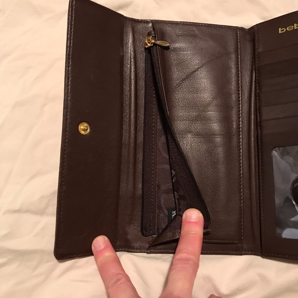 Bebe Bifold Wallet - Picture 4 of 10
